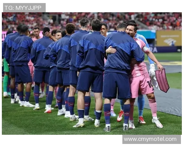 欧冠激战：马竞逆转巴黎圣日耳曼神奇扑救点燃全场激情